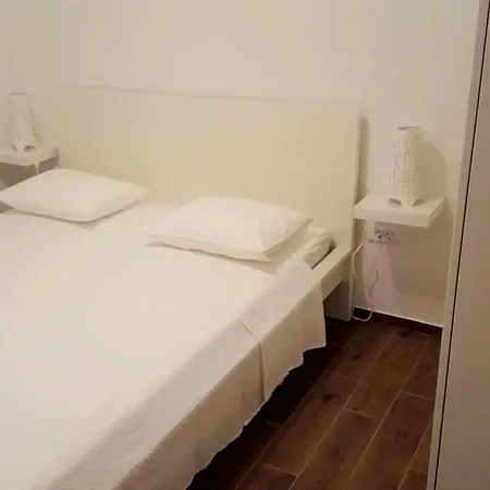 Apartmán 2017 Renovated Apt With Amazing Balcony View! Komiža