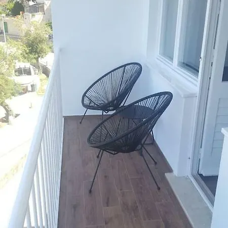 2017 Renovated Apt With Amazing Balcony View! Apartmán Komiža